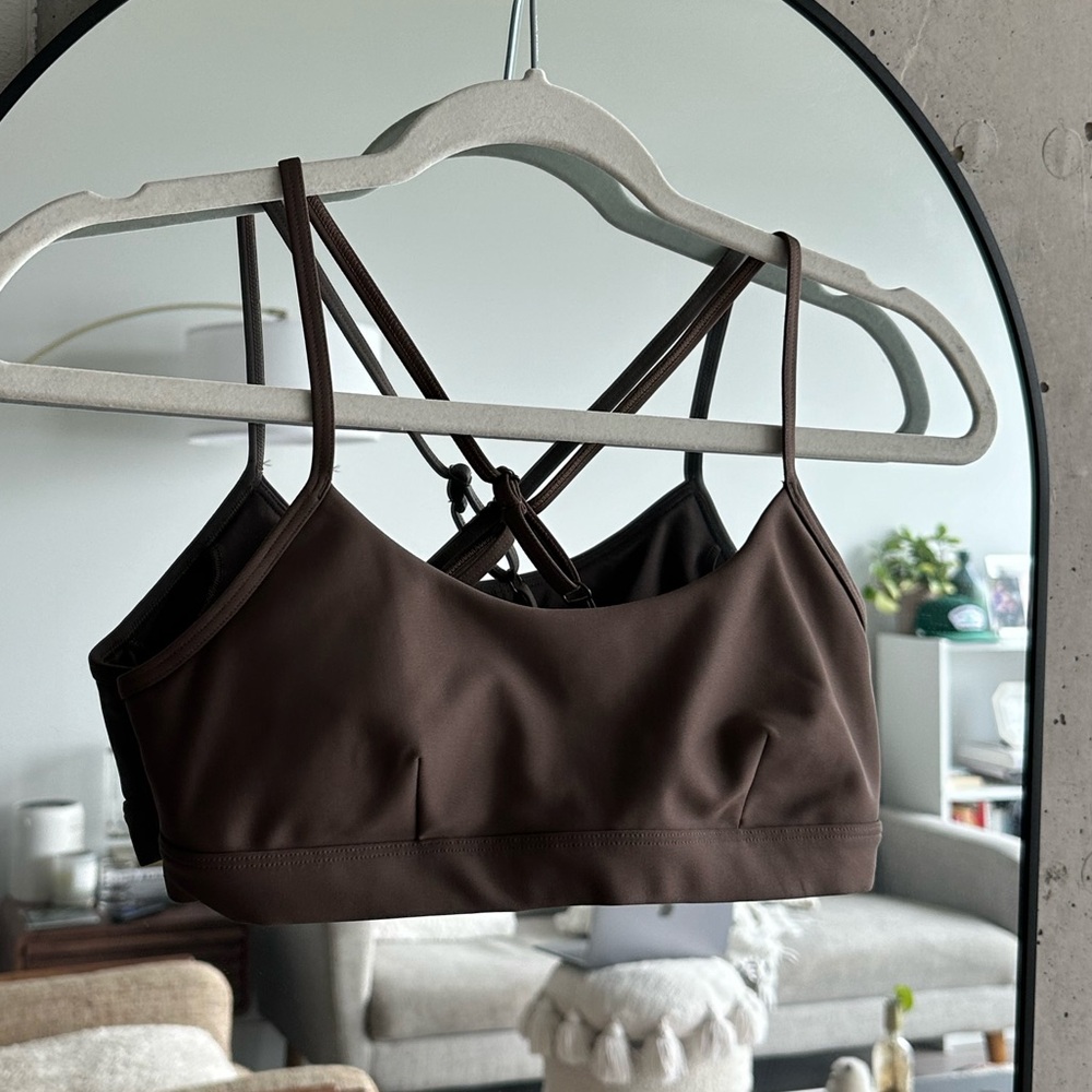 Alo airlift intrigue bra - small, hot cocoa